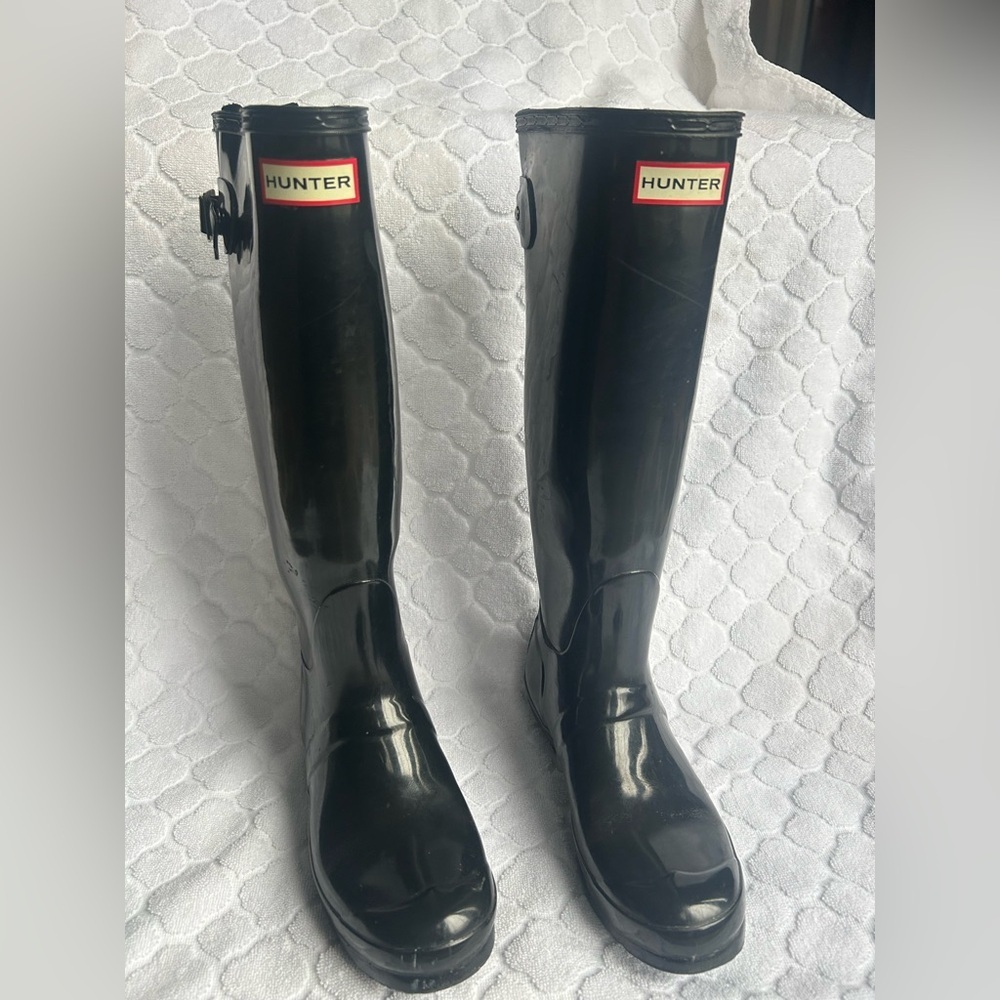 Hunter Black Tall Adjustable Calf Rain Boots Women’s Size 8 Glossy Outdoor - Picture 2 of 15